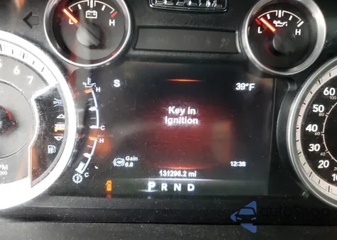 2015 Ram 1500 Slt из США, поврежденный, VIN 1C6RR7LT2FS611762